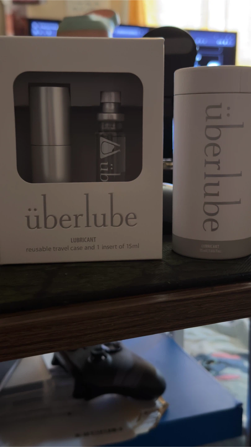 Überlube Lubricant with Reusable Travel Case and 15ml Insert - photo 2