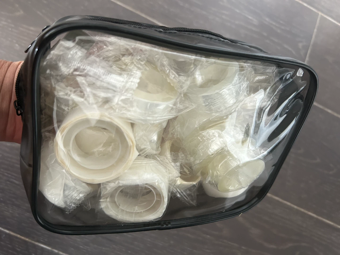 Balloon Decorating Supplies in pouch - photo 2