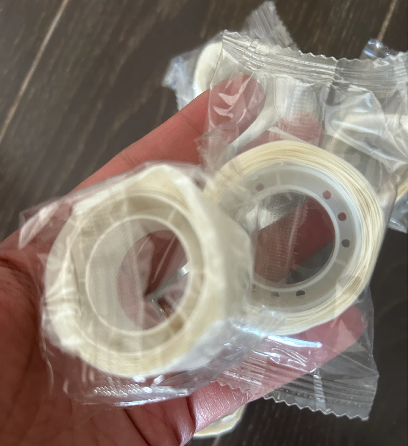 Balloon Decorating Supplies in pouch - photo 5
