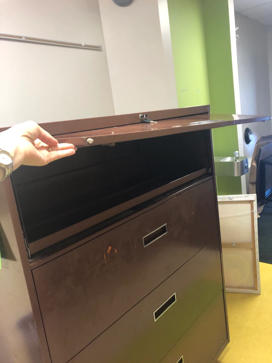 Large filing cabinet - photo 2