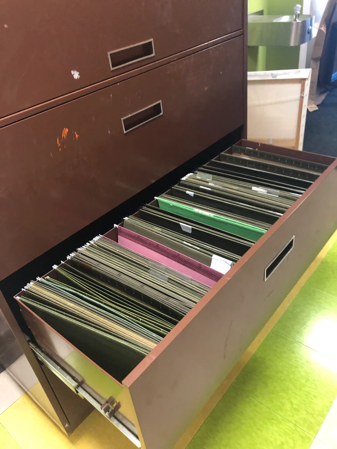 Large filing cabinet - photo 3