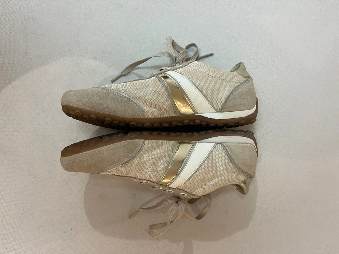 10 - Geox Respira Ladies Suede Walking Shoes - photo 2