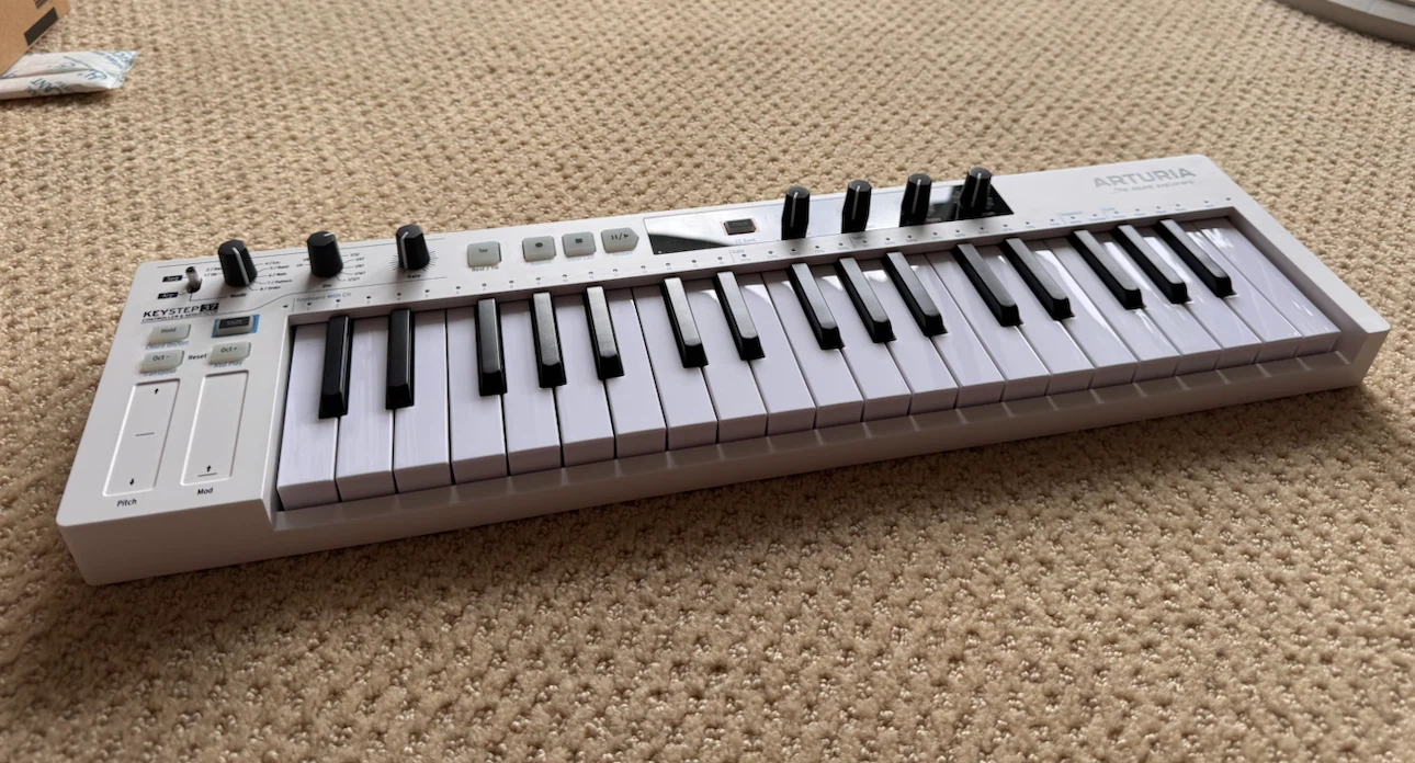 Arturia KeyStep 37 MIDI Keyboard Controller