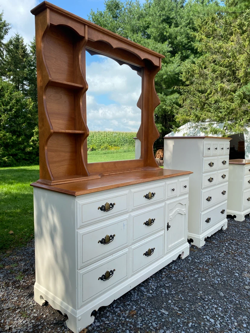 Vintage Drouin Solid Wood Dresser Set (CAN DELIVER) - photo 3