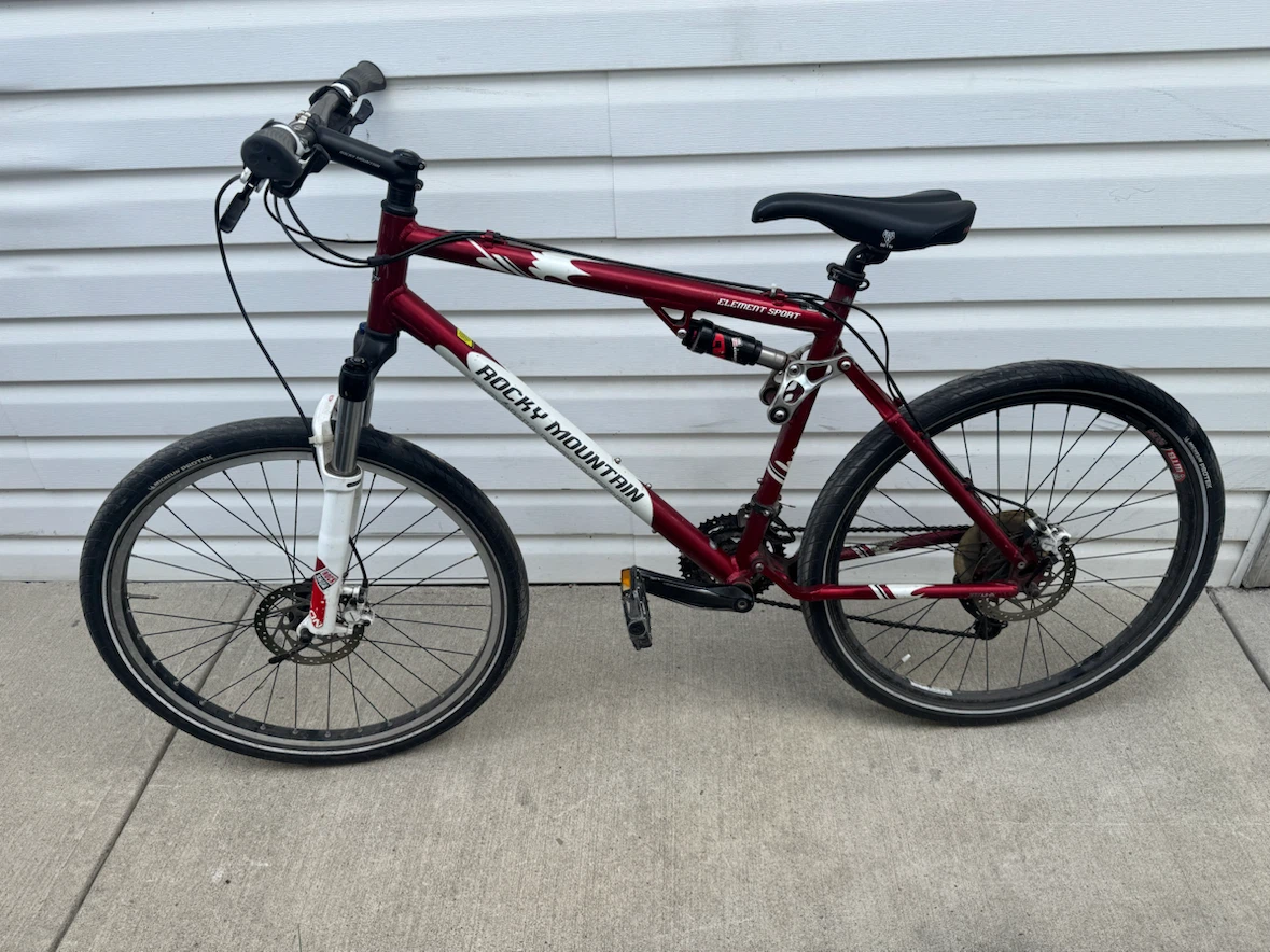 Rocky Mountain Element Sport Aluminum Mountain Bike