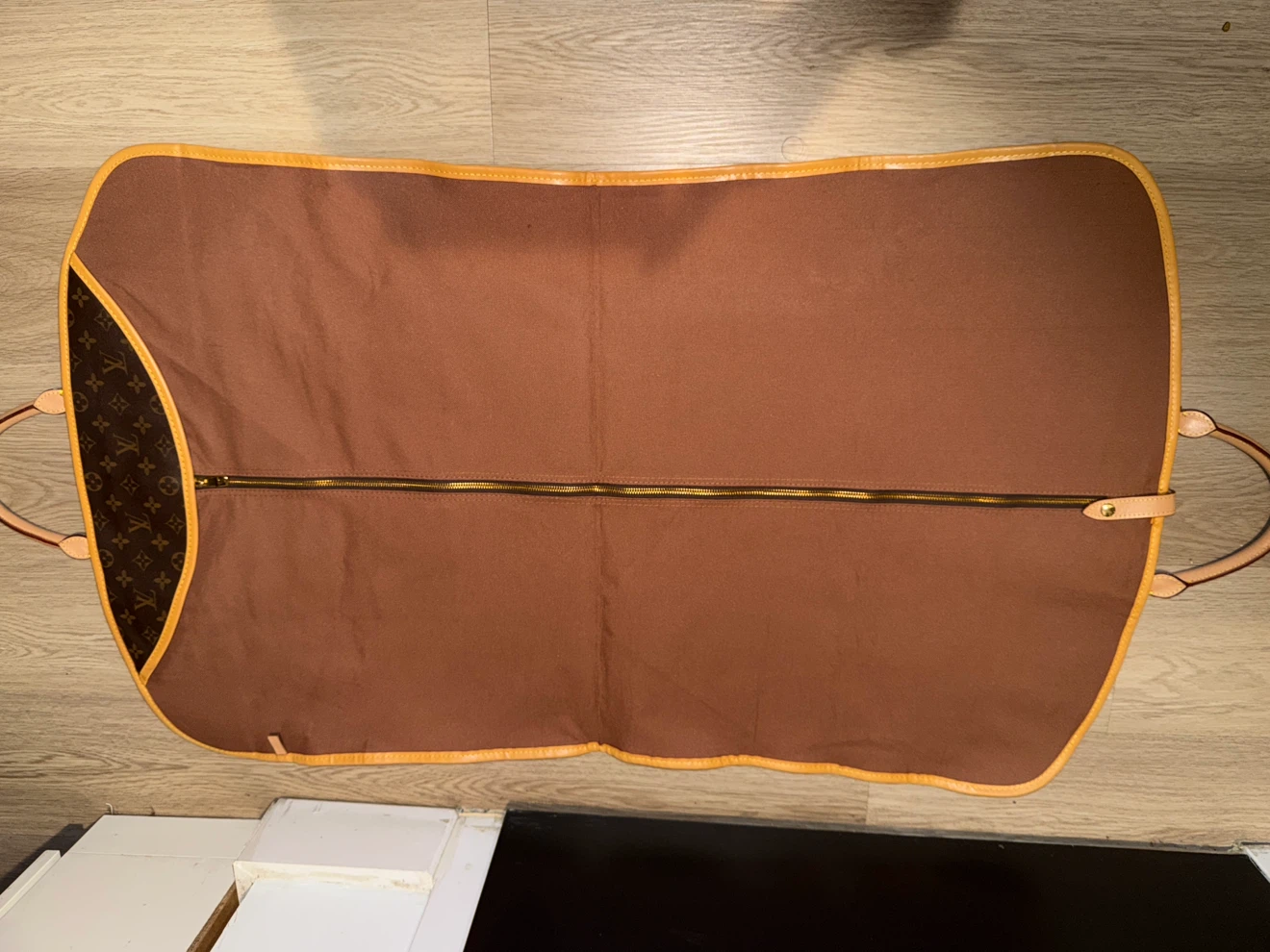 Louis Vuitton Garment Bag - photo 4