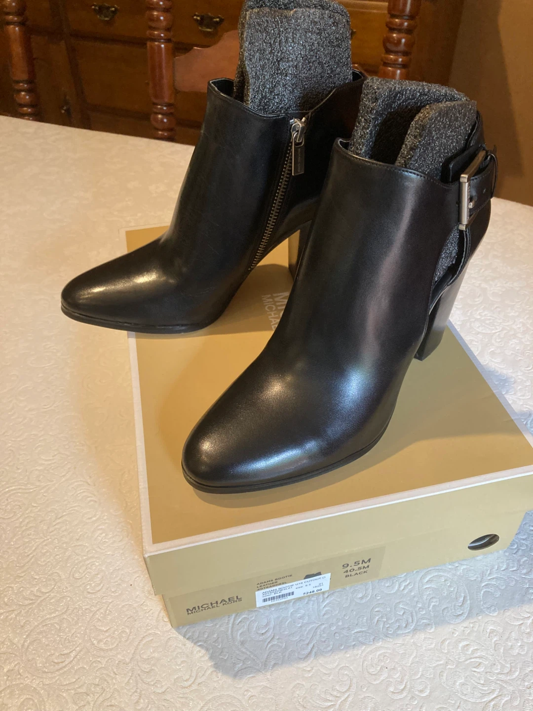 NIB Michael Kors Adam’s Bootie Sz.9.5 - photo 2