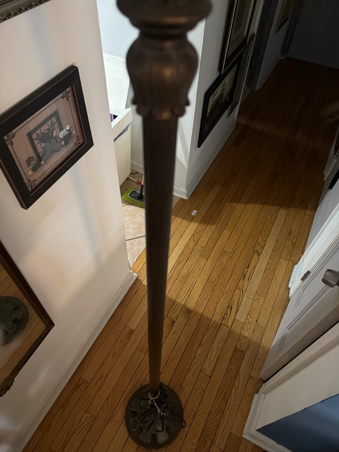 Vintage Macy’s Floor Lamp with Frosted Glass Shade - photo 4