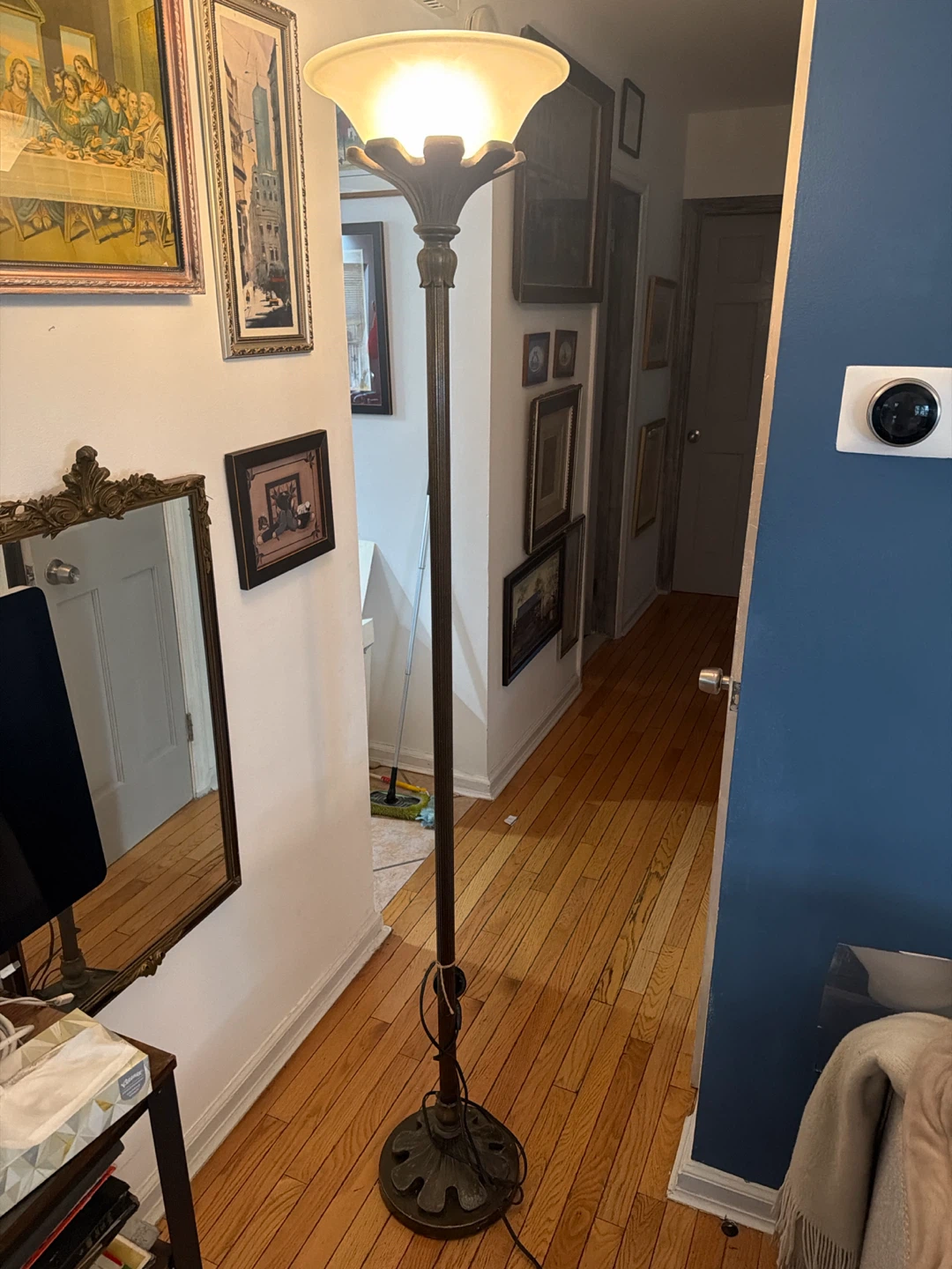 Vintage Macy’s Floor Lamp with Frosted Glass Shade - photo 5