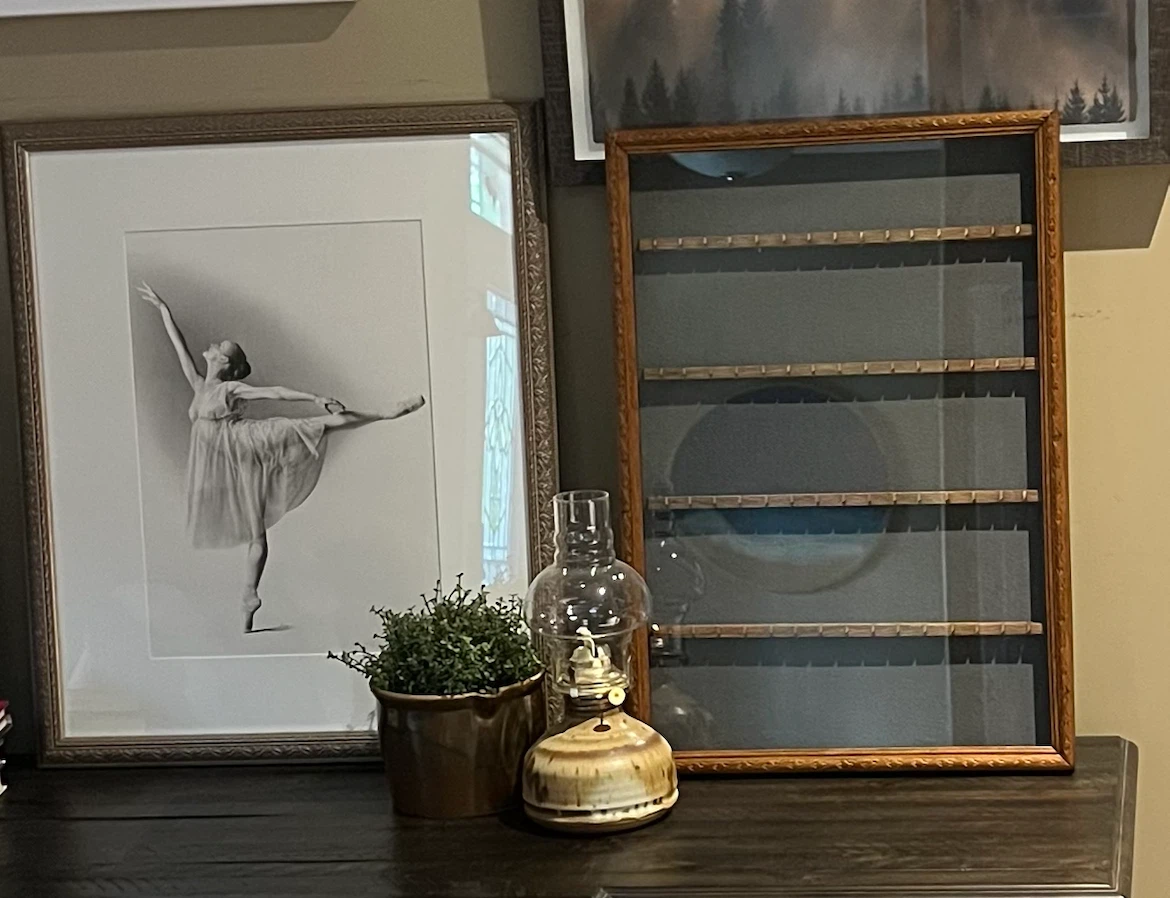 Vintage Wooden Wall Display Case/Shadow Box