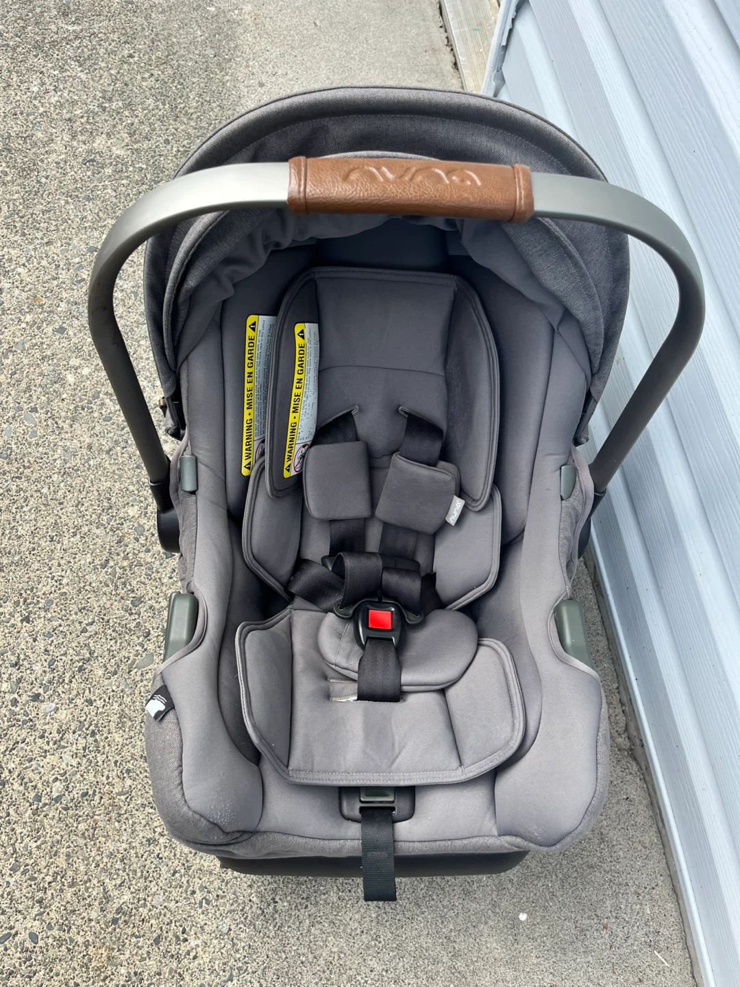 Nuna Pipa Infant Car Seat with base - photo 2
