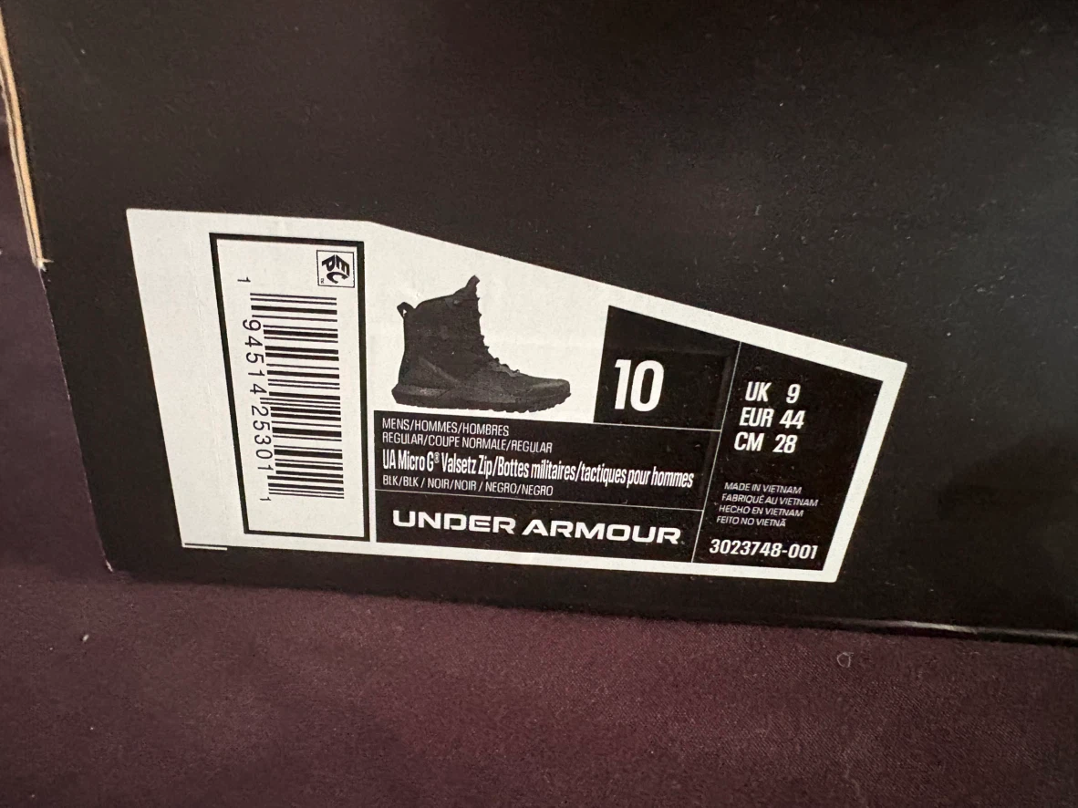 Under Armour Men’s Zip Boots - Size 10 - photo 2