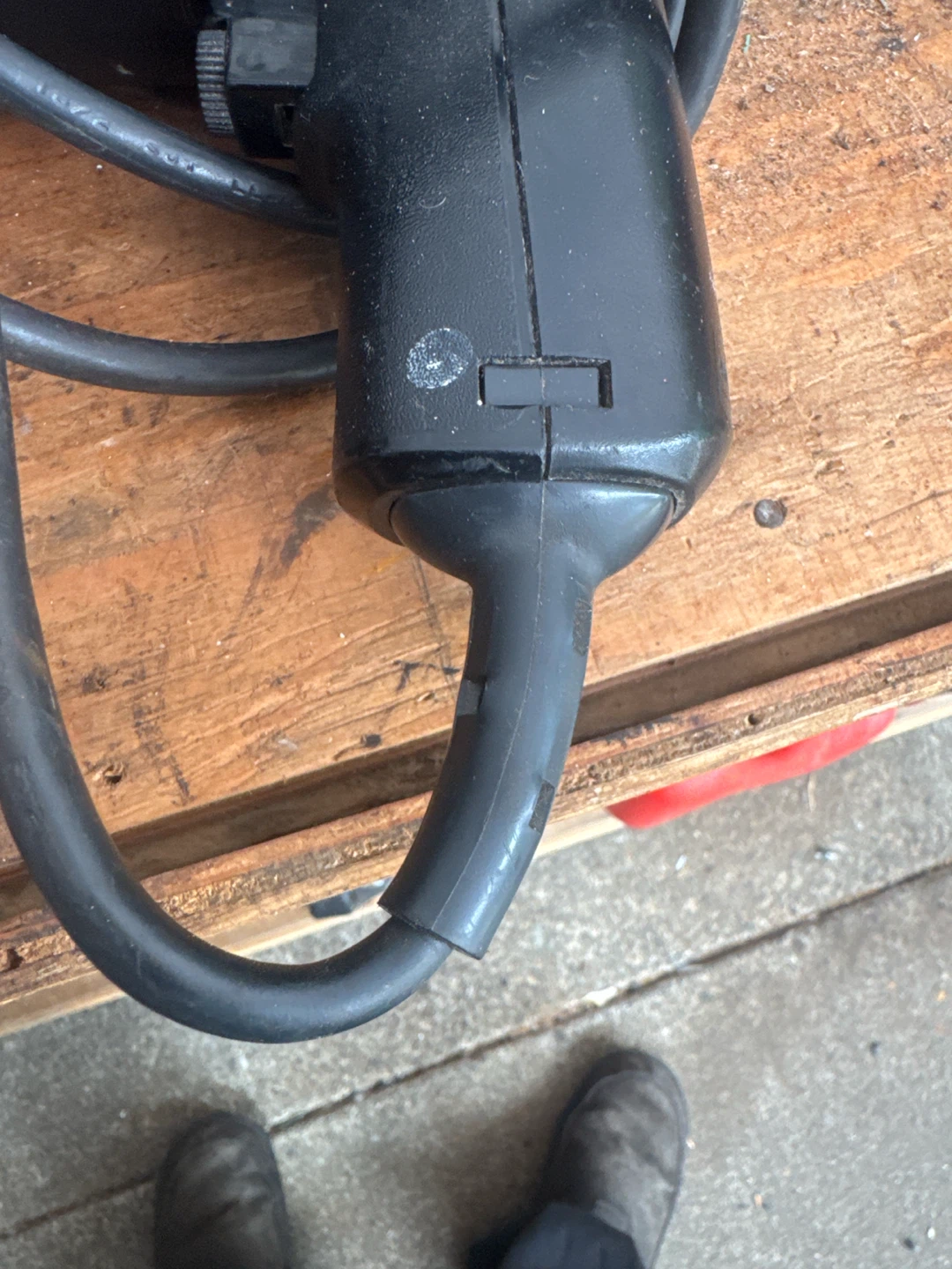 Black & Decker 10mm Drill - photo 4