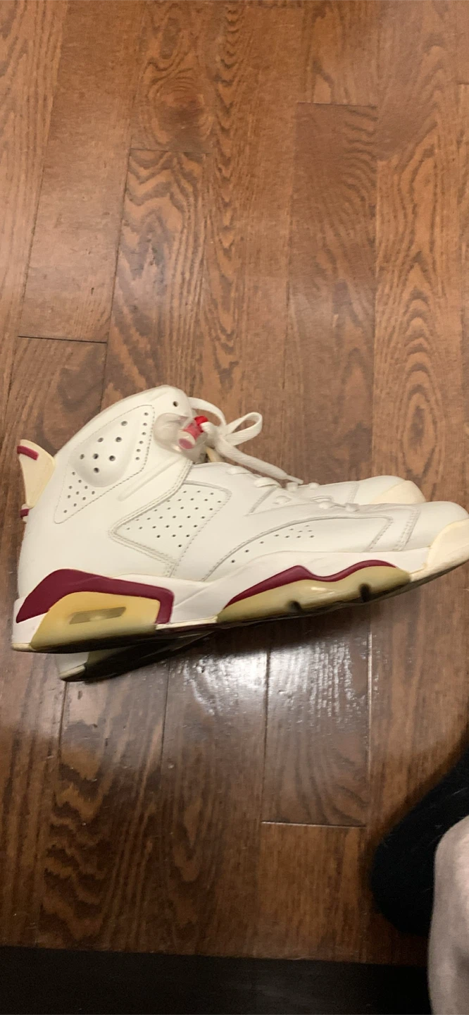 Nike Air Jordan VI White/Maroon Sneakers