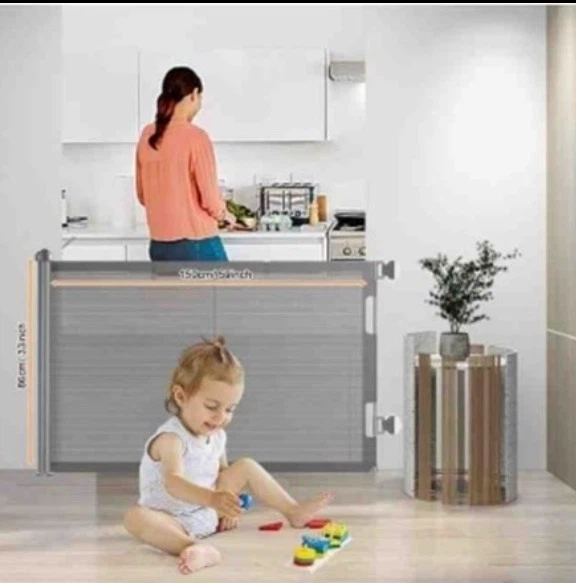 Retractable Baby Gate 155cm Wide - photo 2