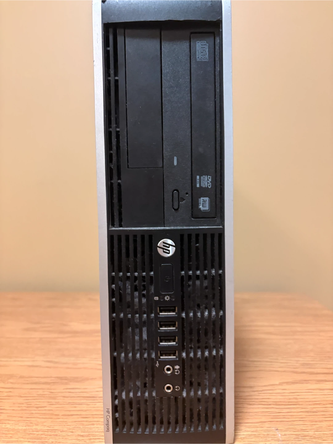 HP Compaq Desktop Computer