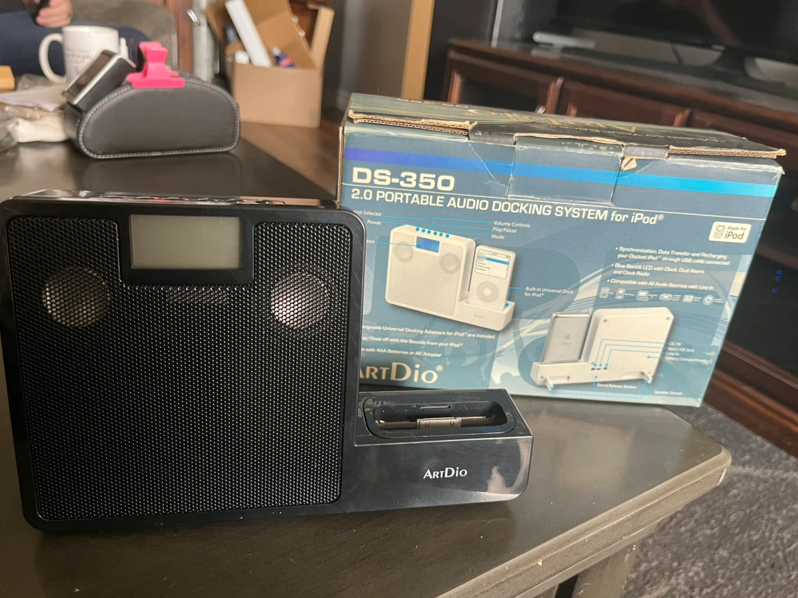 ArtDio DS-350 Portable Audio Docking System for iPod - photo 3