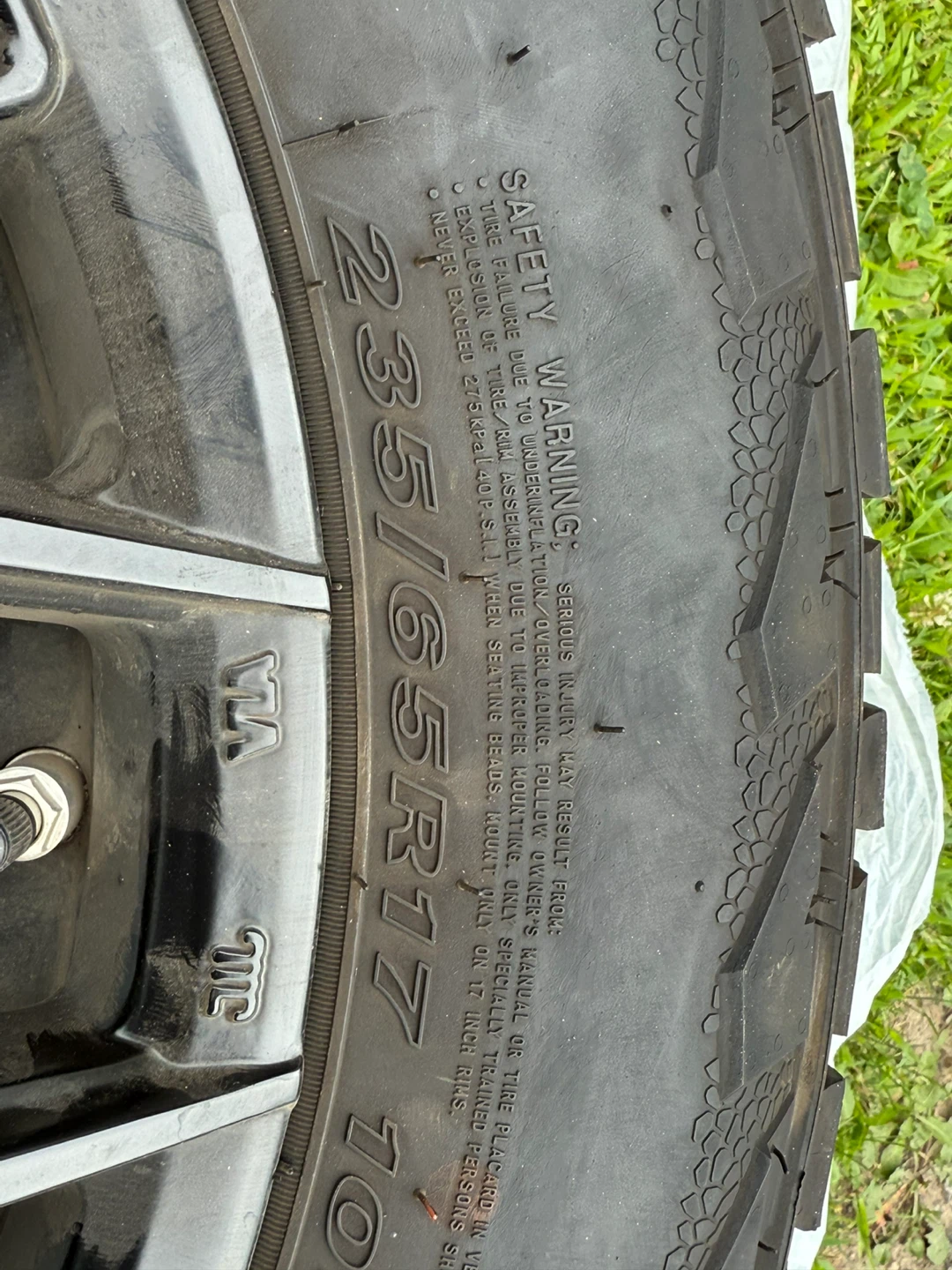2022 Jeep Cherokee Tires on Rims - photo 2