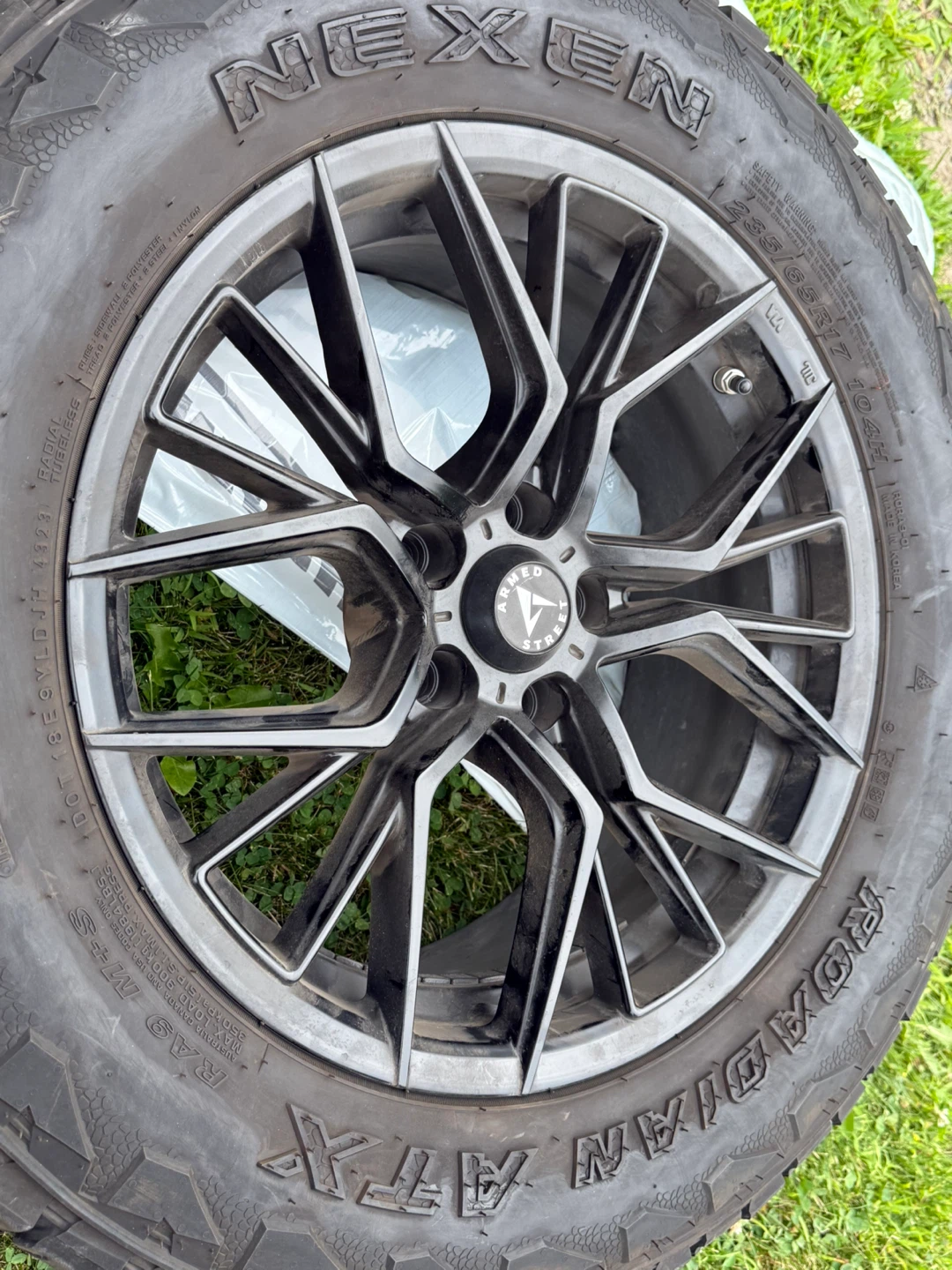 2022 Jeep Cherokee Tires on Rims - photo 4
