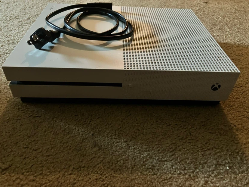 Xbox One S - photo 4