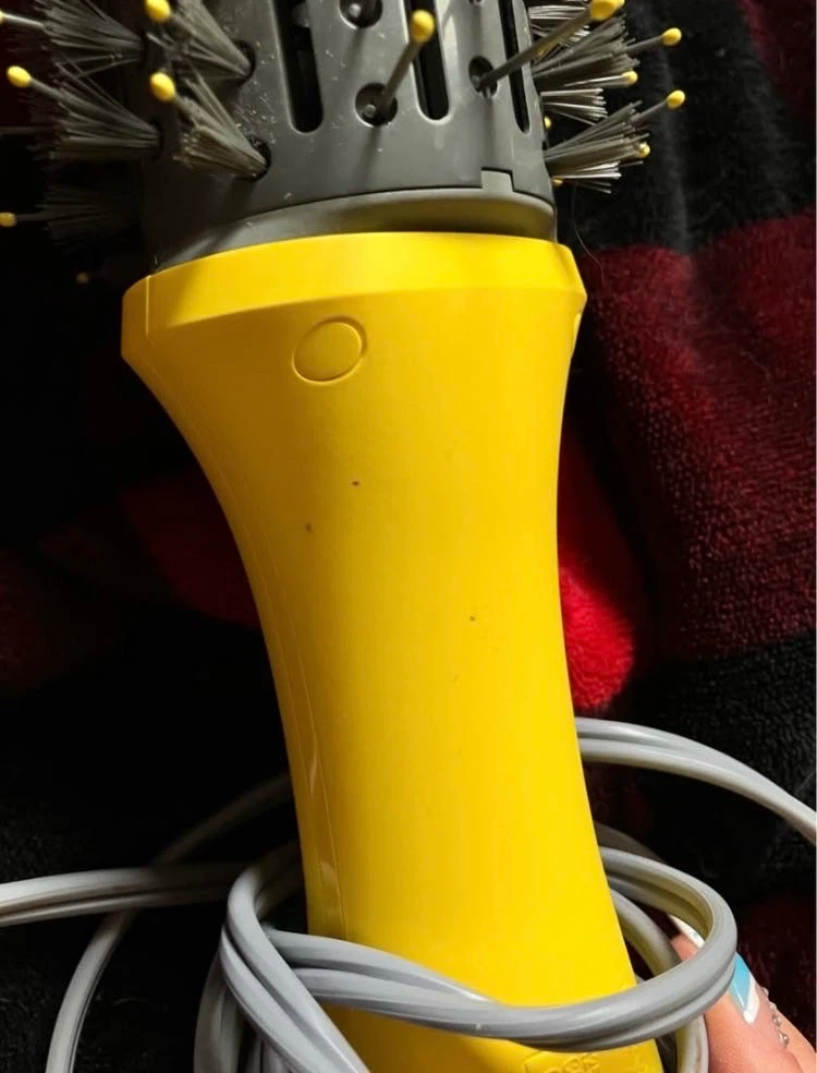 Revlon One-Step Hair Dryer and Volumizer (Yellow) - photo 2