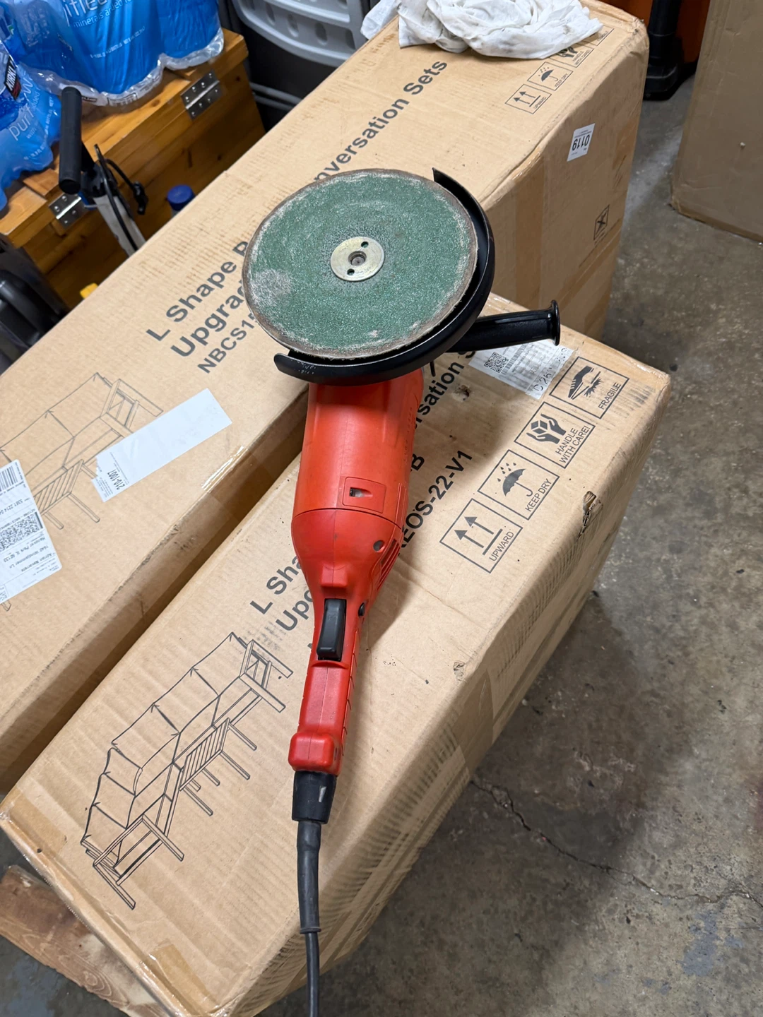 Milwaukee 9" Grinder - photo 2