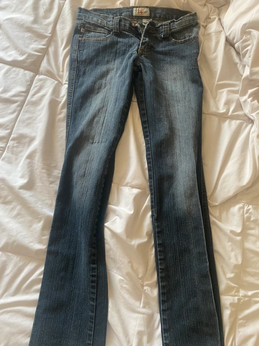 Frankie B. Jeans with Skull & Butterfly Embellishment - photo 3