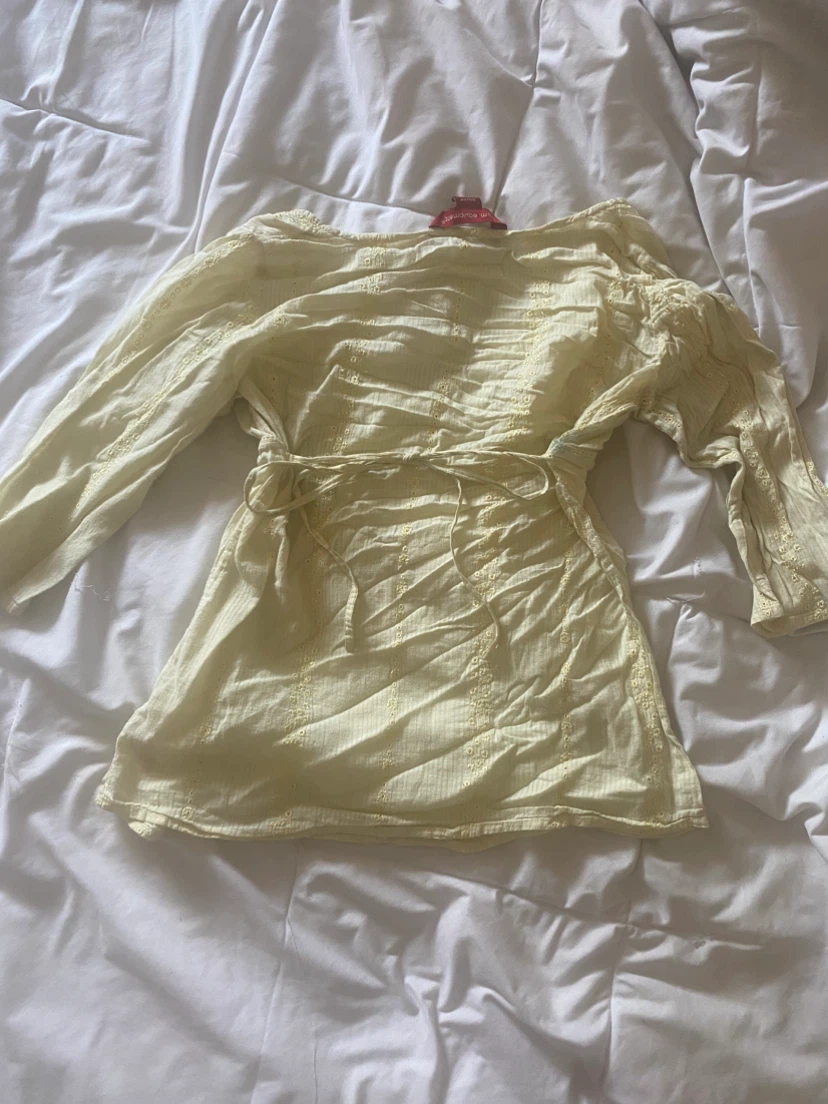 B.U.M. Equipment Yellow Embroidered Top XS/TP - photo 3