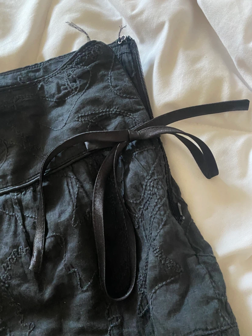 Black Orb Skirt - Size Small - photo 2