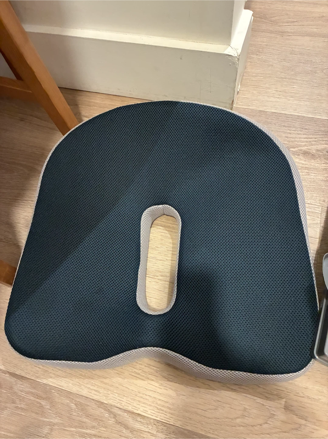 Chopper, Foam Roller, body wash and Orthopedic Seat Cushion - photo 2