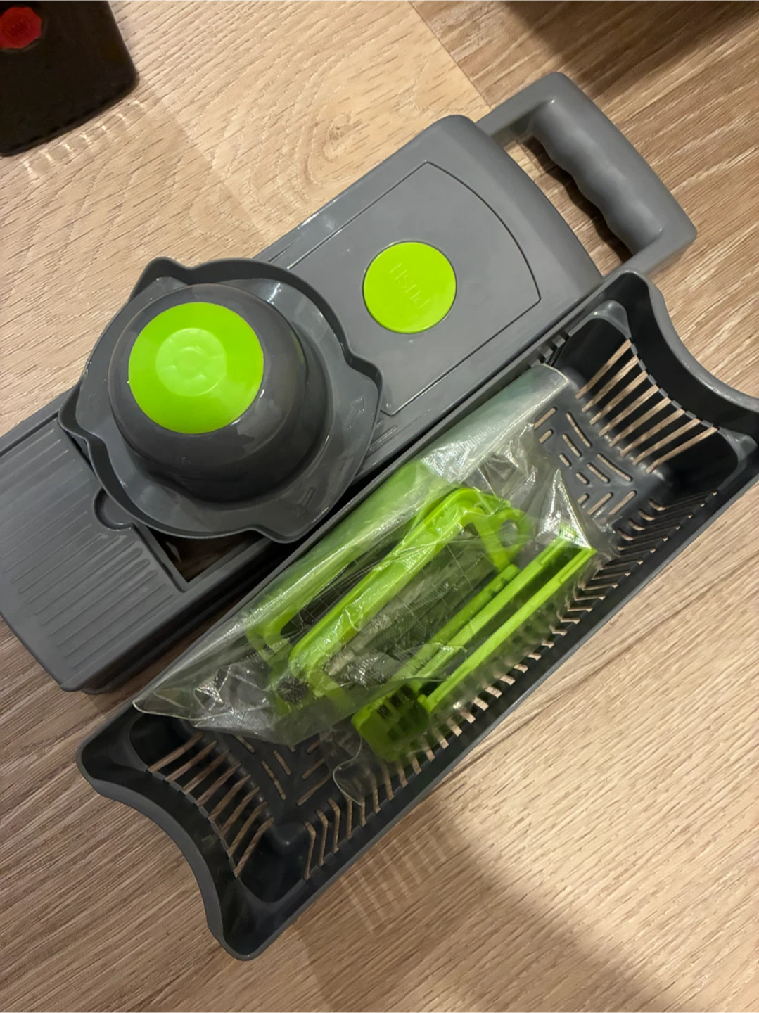 Chopper, Foam Roller, body wash and Orthopedic Seat Cushion - photo 4