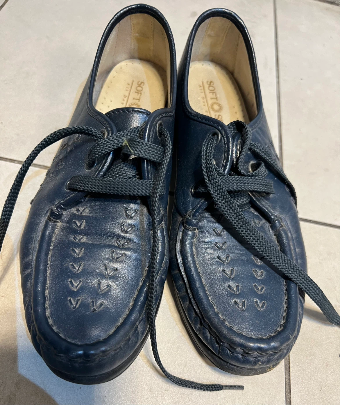Soft Spots Navy Leather Lace-Up Shoes