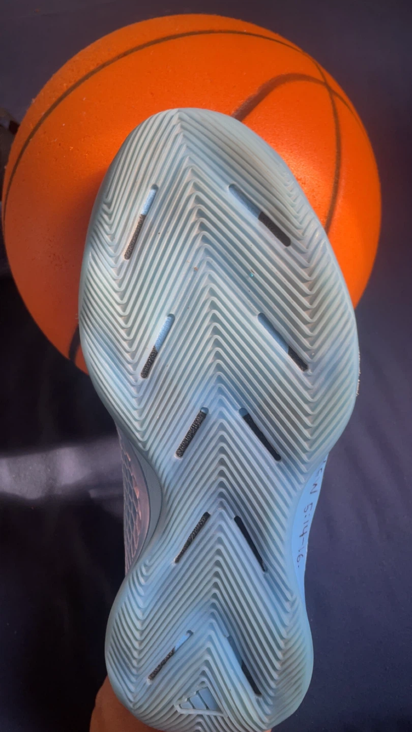 Adidas AE 1 Low “Nick’s Gift” - photo 4