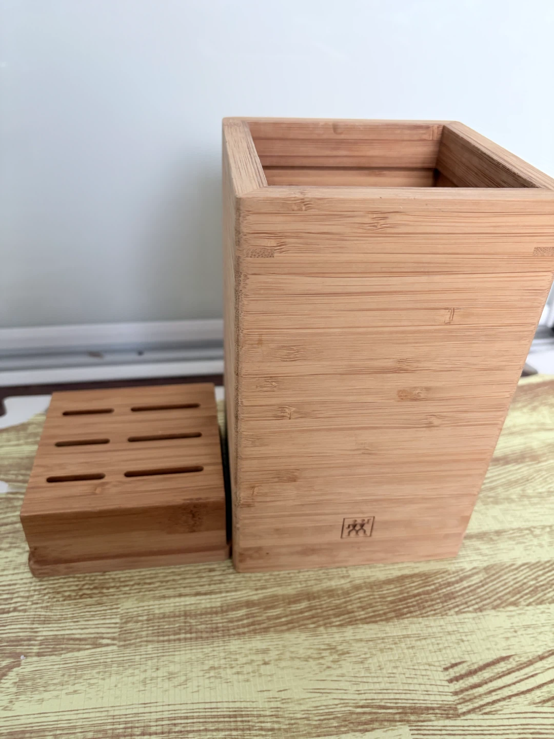 Zwilling J.A. Henckels Knife Block - photo 2
