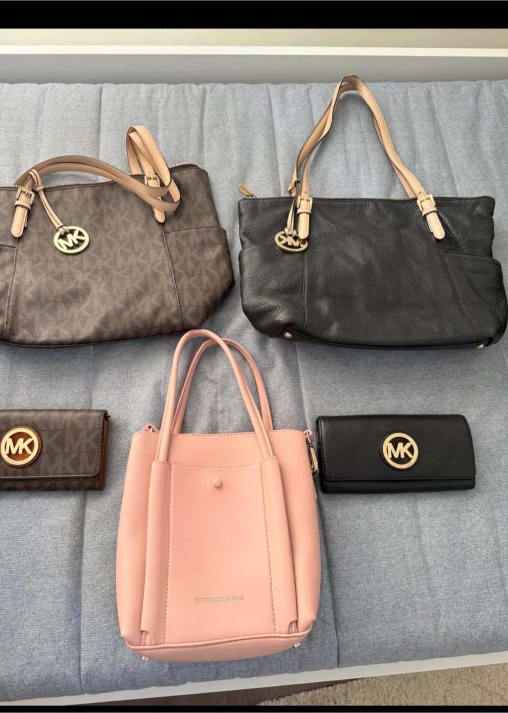 Assorted Michael Kors and Coach Purses & Wallets - photo 3