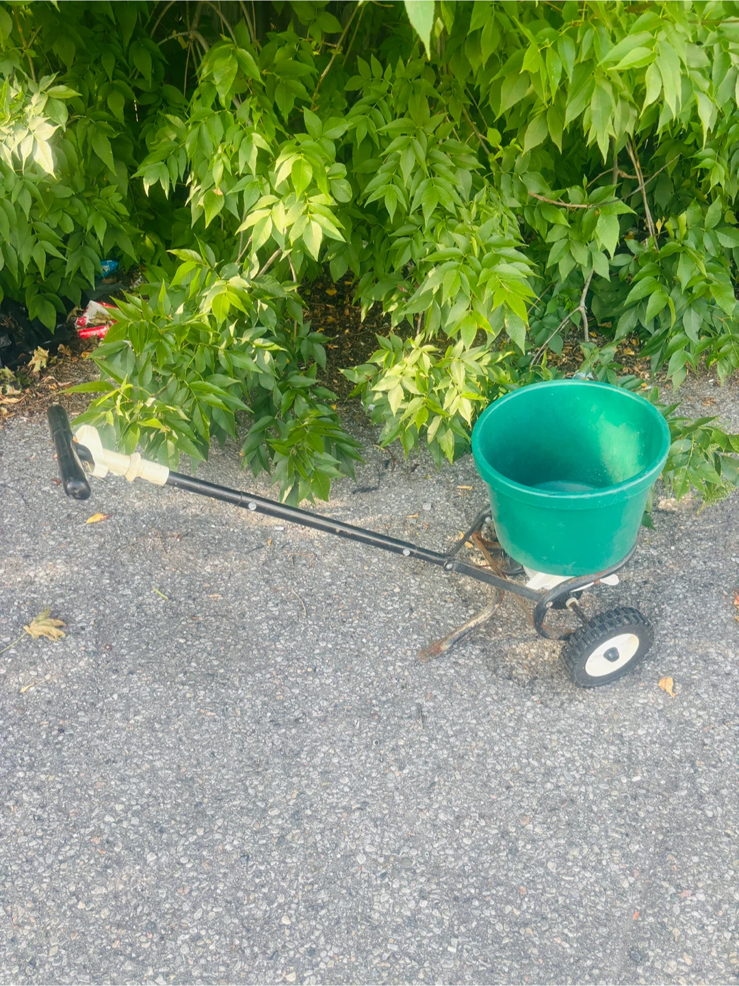 Scotts Spreader