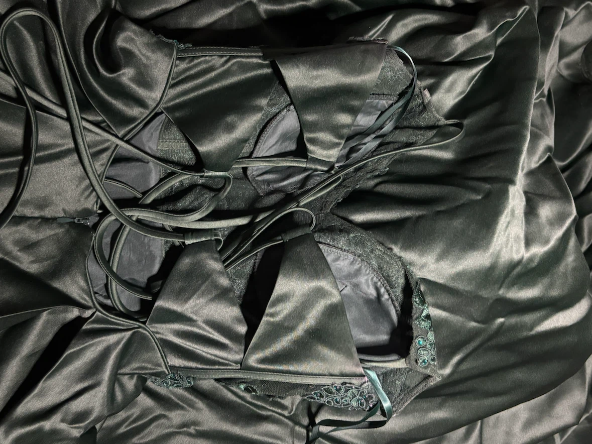 Melanie Lyne floor-length formal gown (prom) - photo 5