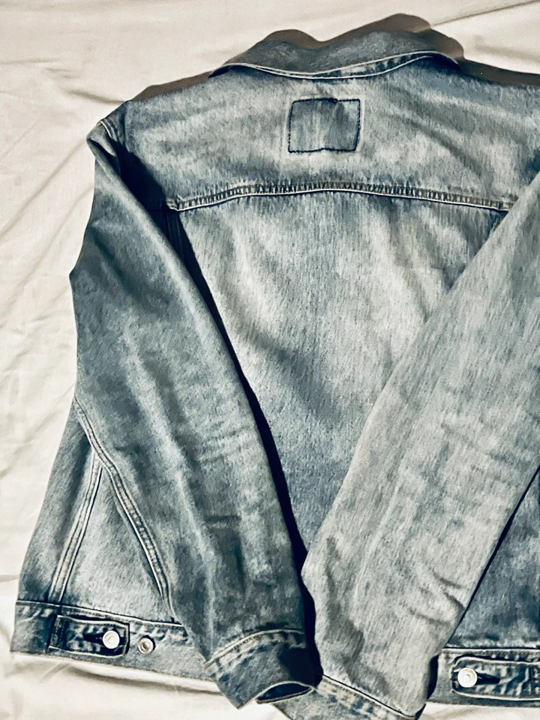 Levi Strauss & Co. Denim Jacket Size M - photo 2