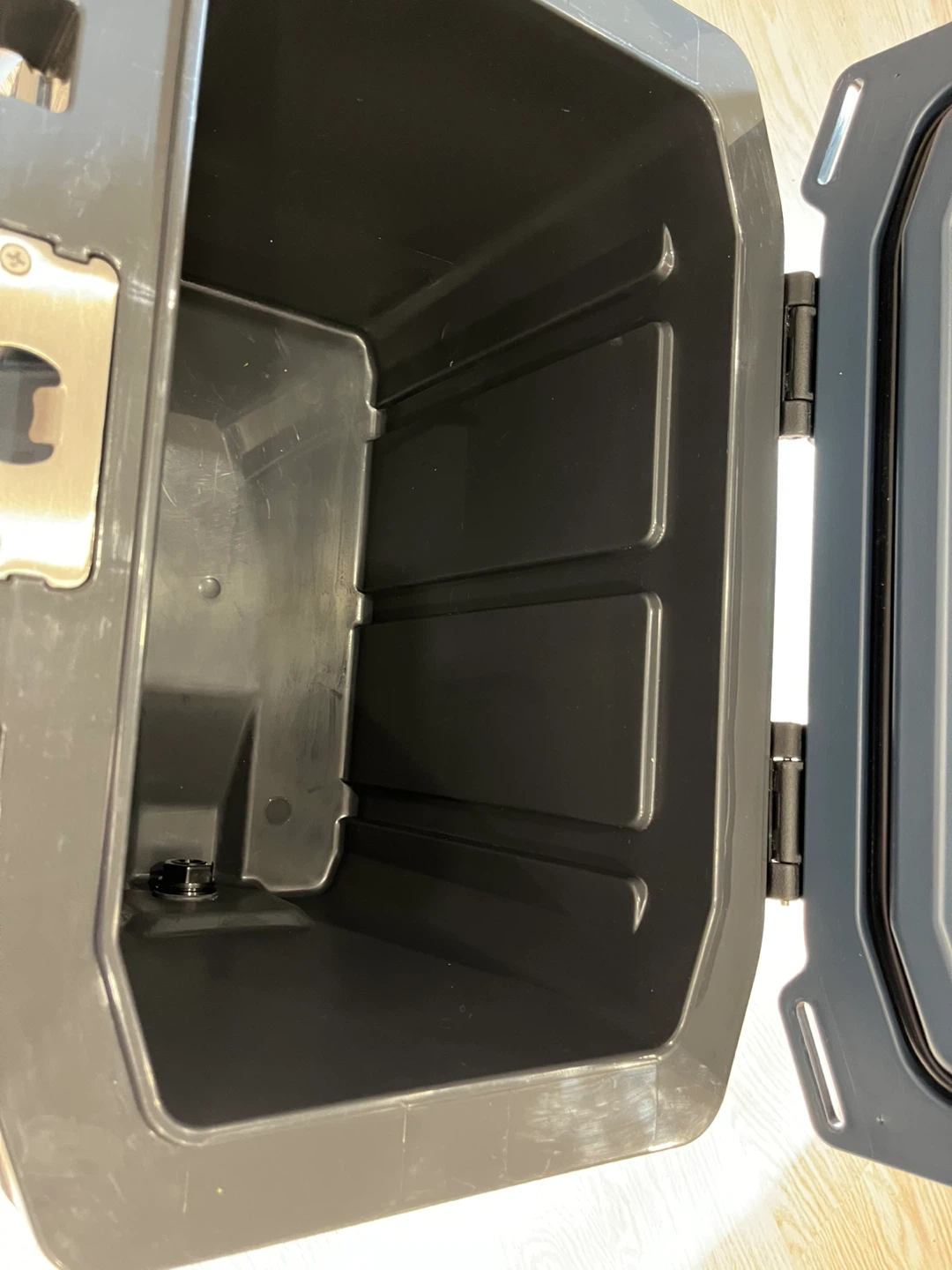 Igloo Trailmate 25 Qt Cooler - photo 4