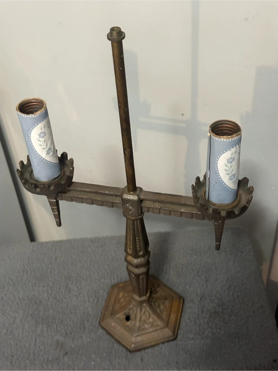 Antique 1920s Art Deco Double Arm Cast Iron Lamp Base - photo 5