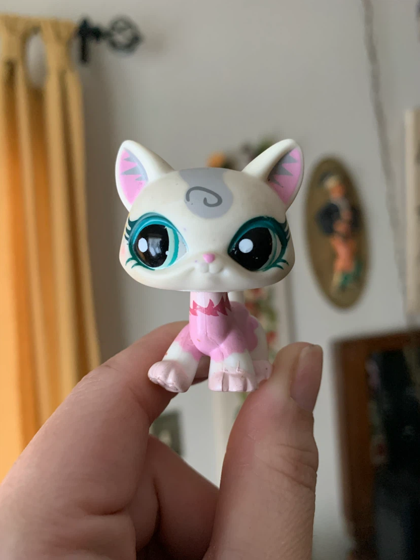 Vintage Littlest Pet Shop Cat Destiny Cat - 1699 RARE