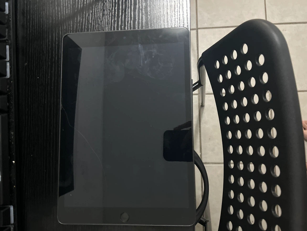 Apple iPad Tablet 9th generation