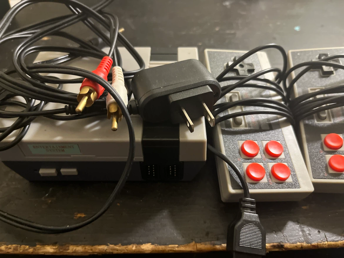 620 in 1 Retro Mini Game Console