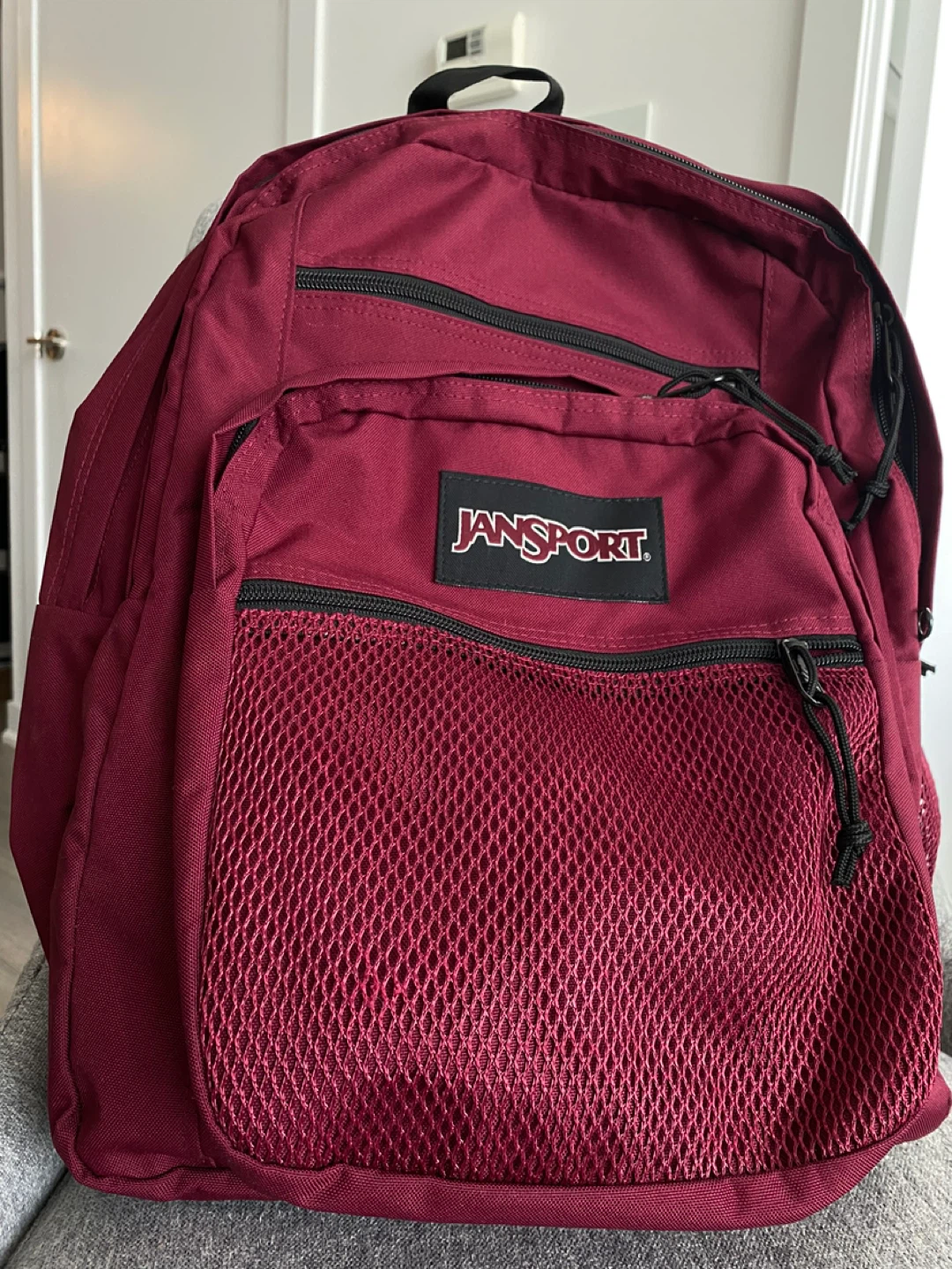 BACK-TO-SCHOOL DEAL - Jansport Backpack - 34L