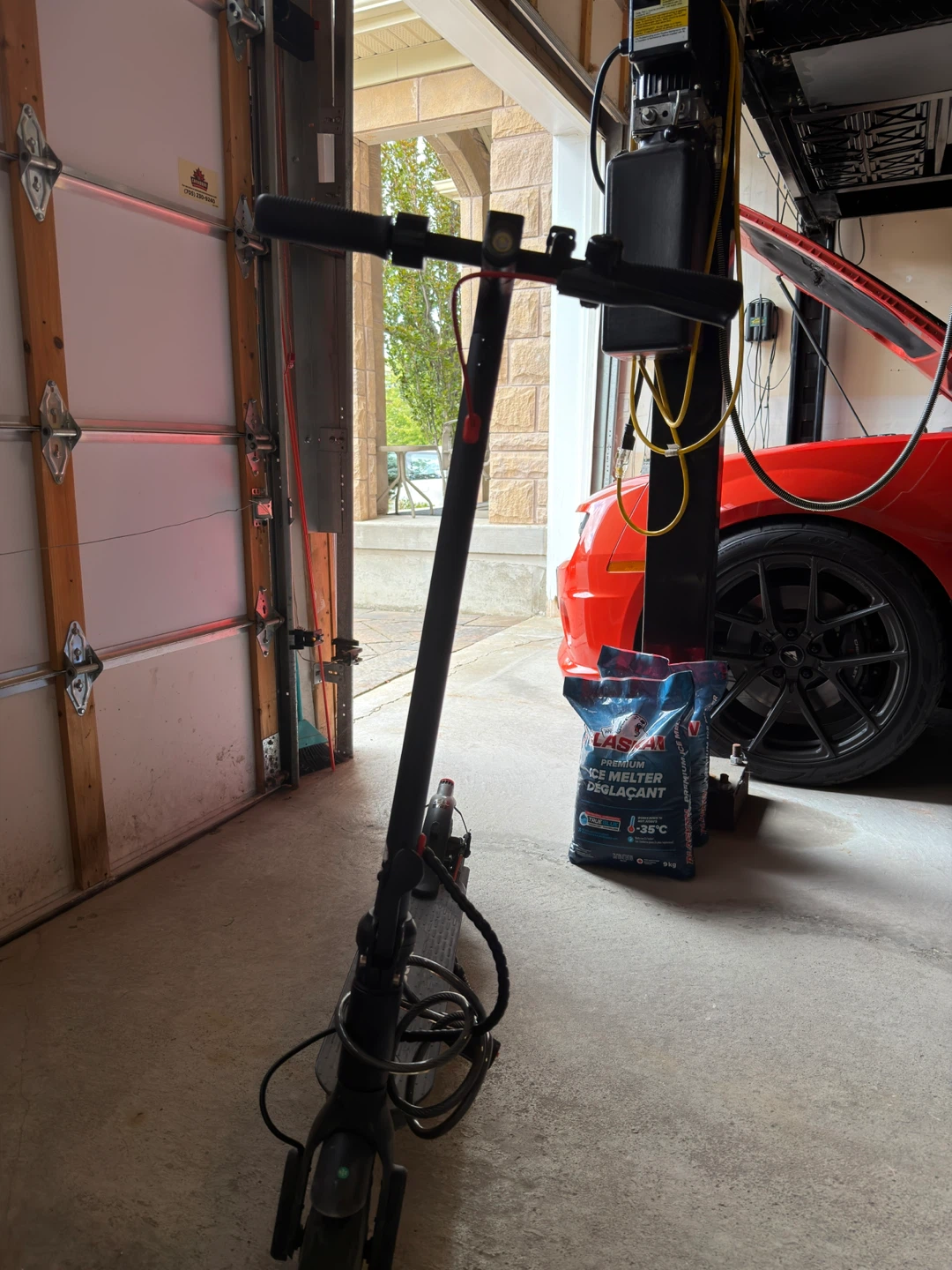 iScooter i9 Electric Scooter - photo 3