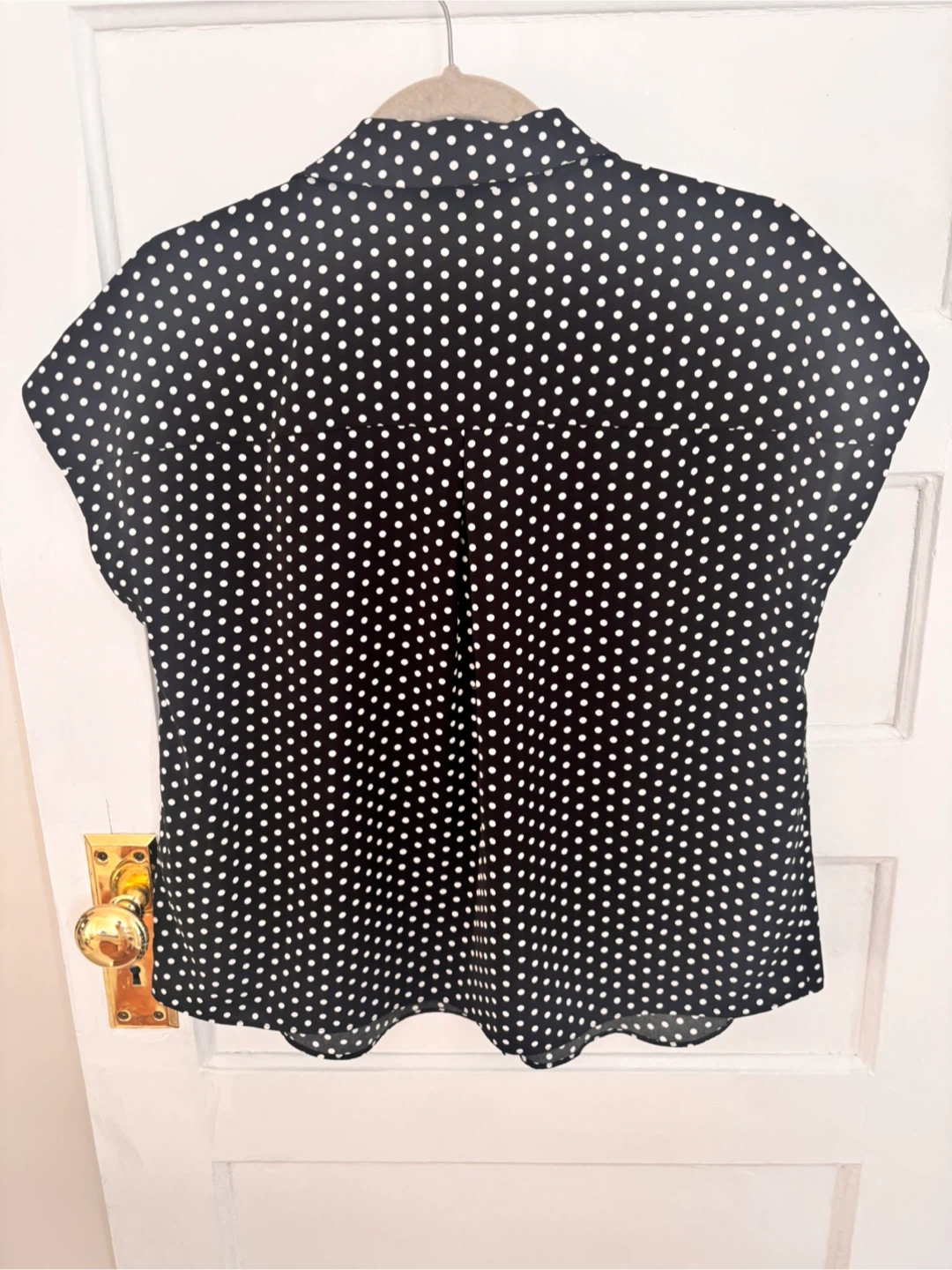 Melanie Lyne Black & White Polka Dot Blouse - Size 8 - photo 3