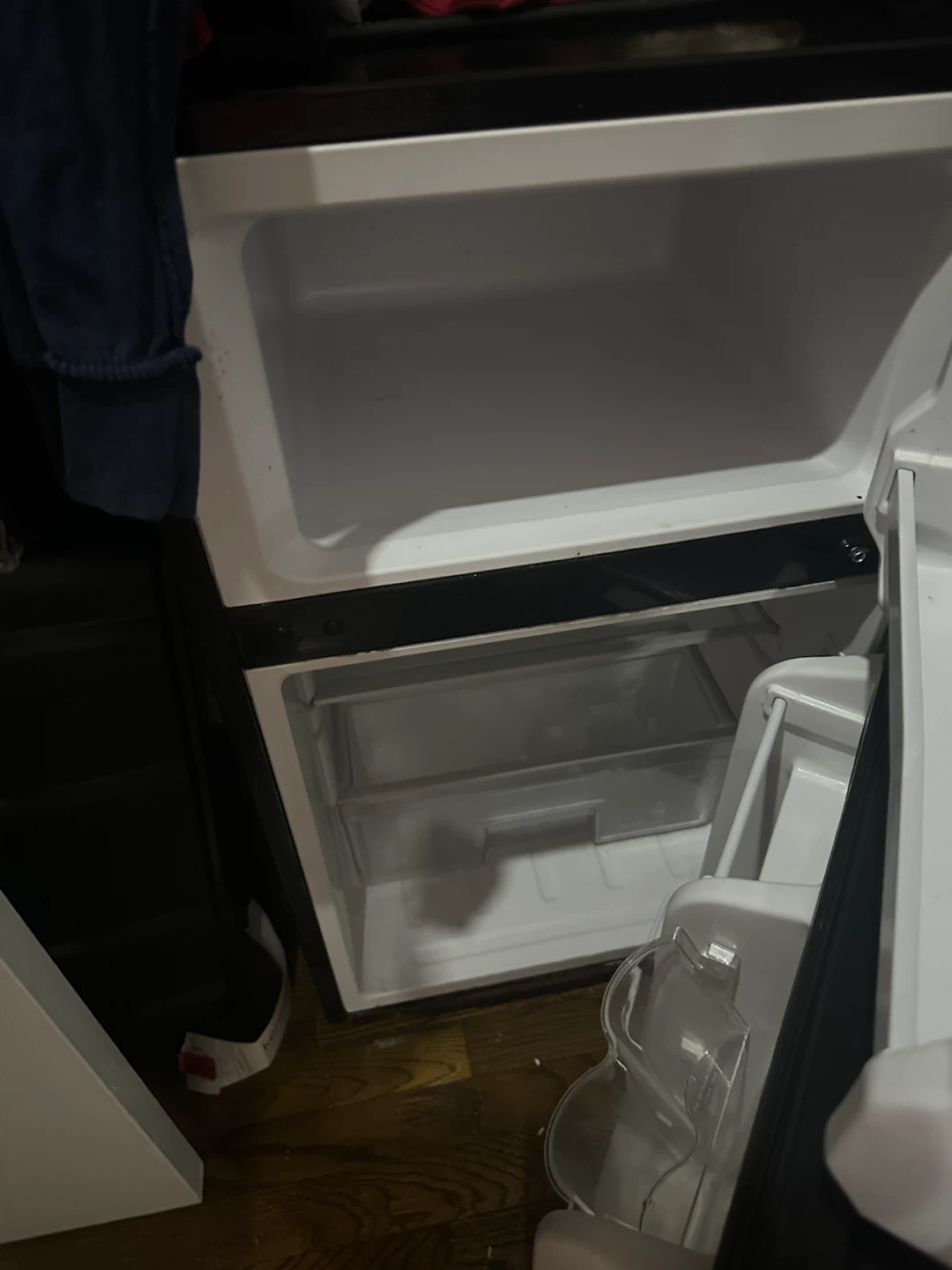 Compact Mini Fridge - photo 2