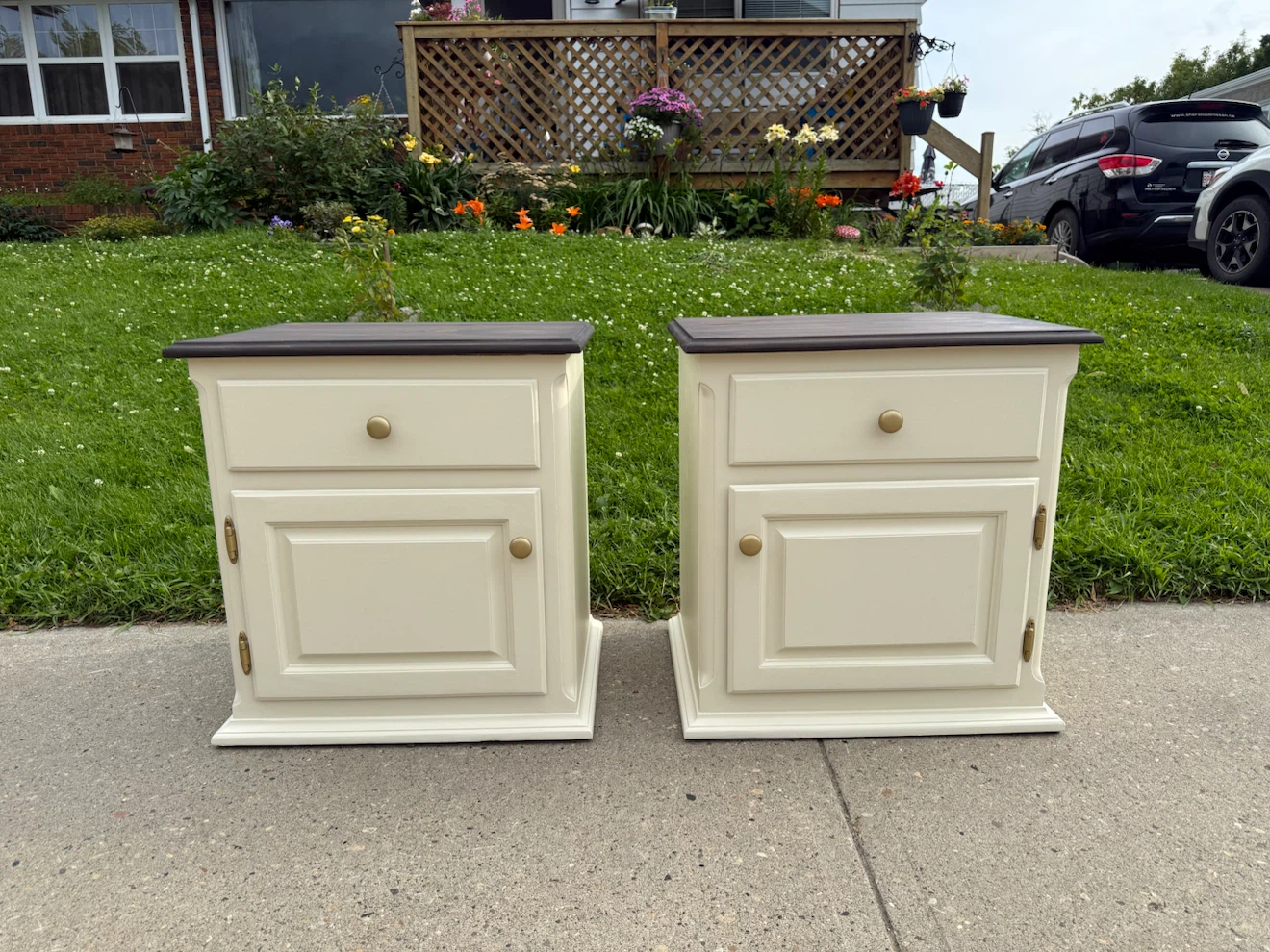 Cream and Dark Wood Nightstands (Pair) - photo 4