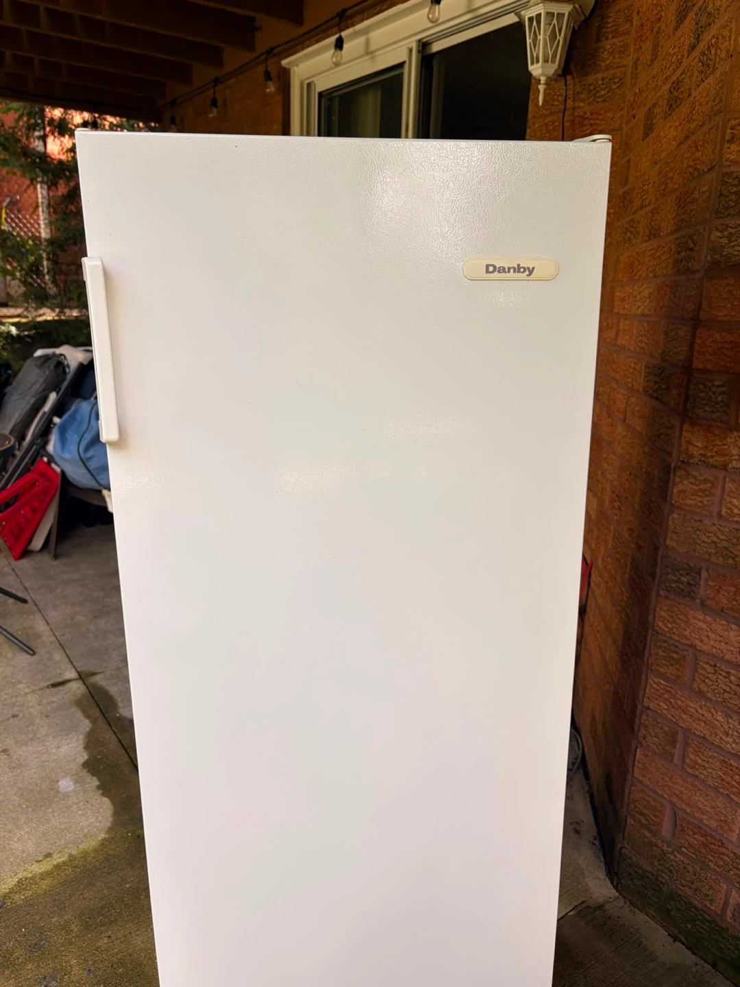 Fridge giving away - photo 4