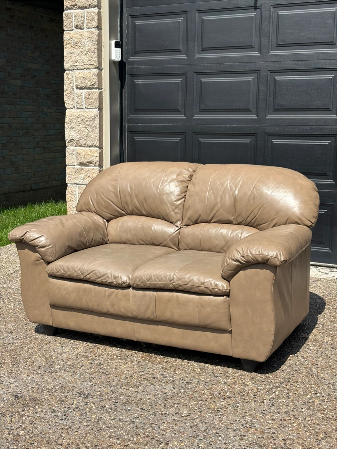 Genuine Leather Loveseat - photo 3